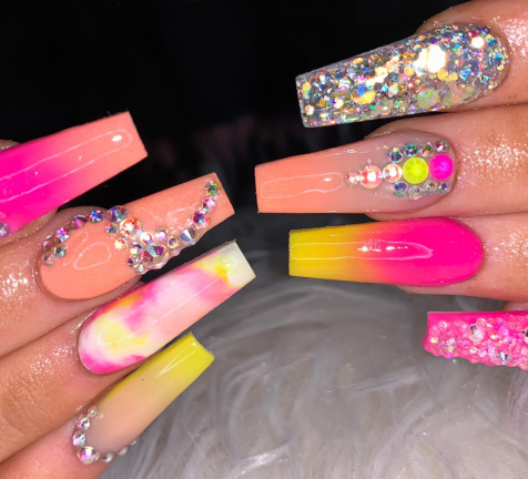 acrylic-nail-extensions